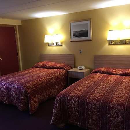 Holiday Motel Waynesburg Екстер'єр фото